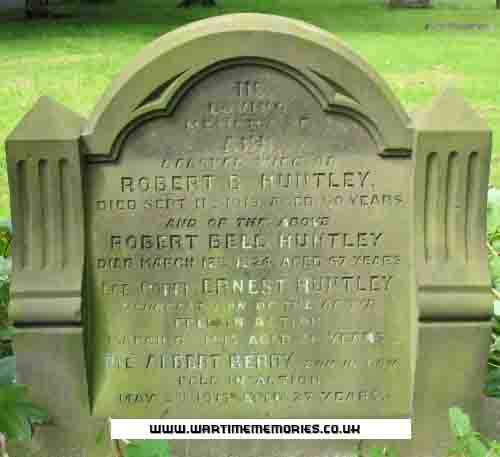 Albert Berry family grave in Jarrow Cemetery